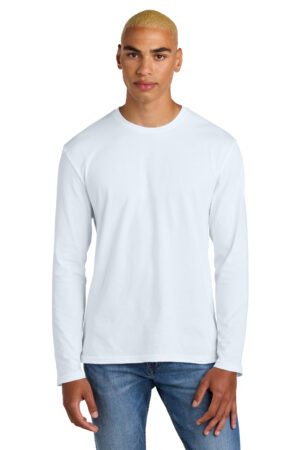 District ® Perfect Weight ® Long Sleeve Tee DT105